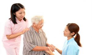 Read more about the article ประกันสุขภาพผู้สูงอายุ ควรเลือกแบบไหนดี